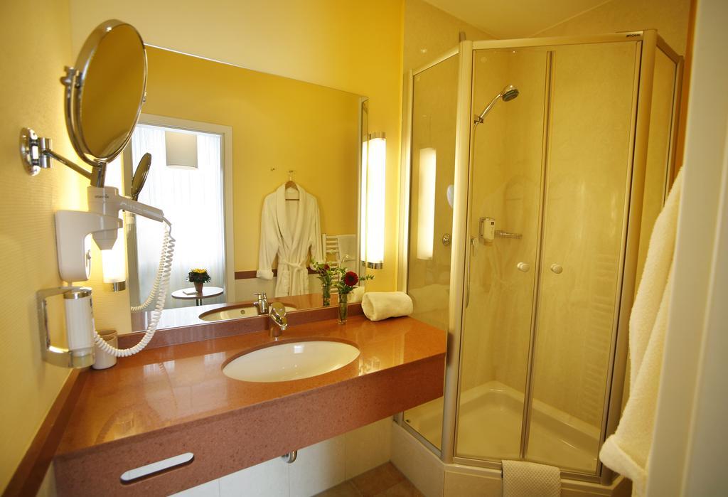 Hotel Johannisbad باد ايبلنغ المظهر الخارجي الصورة